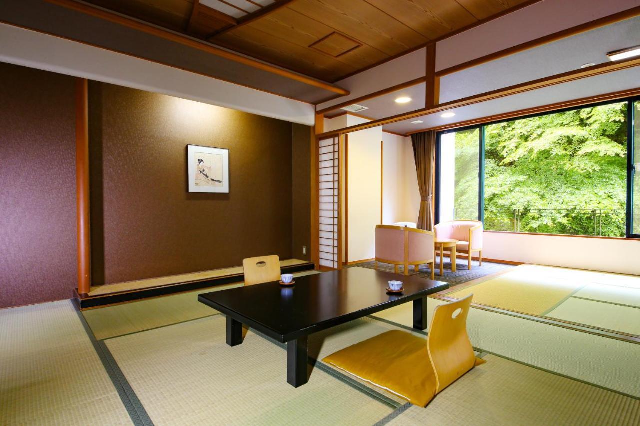 Ooedo Onsen Monogatari Ikaho Hotel Shibukawa Exterior photo